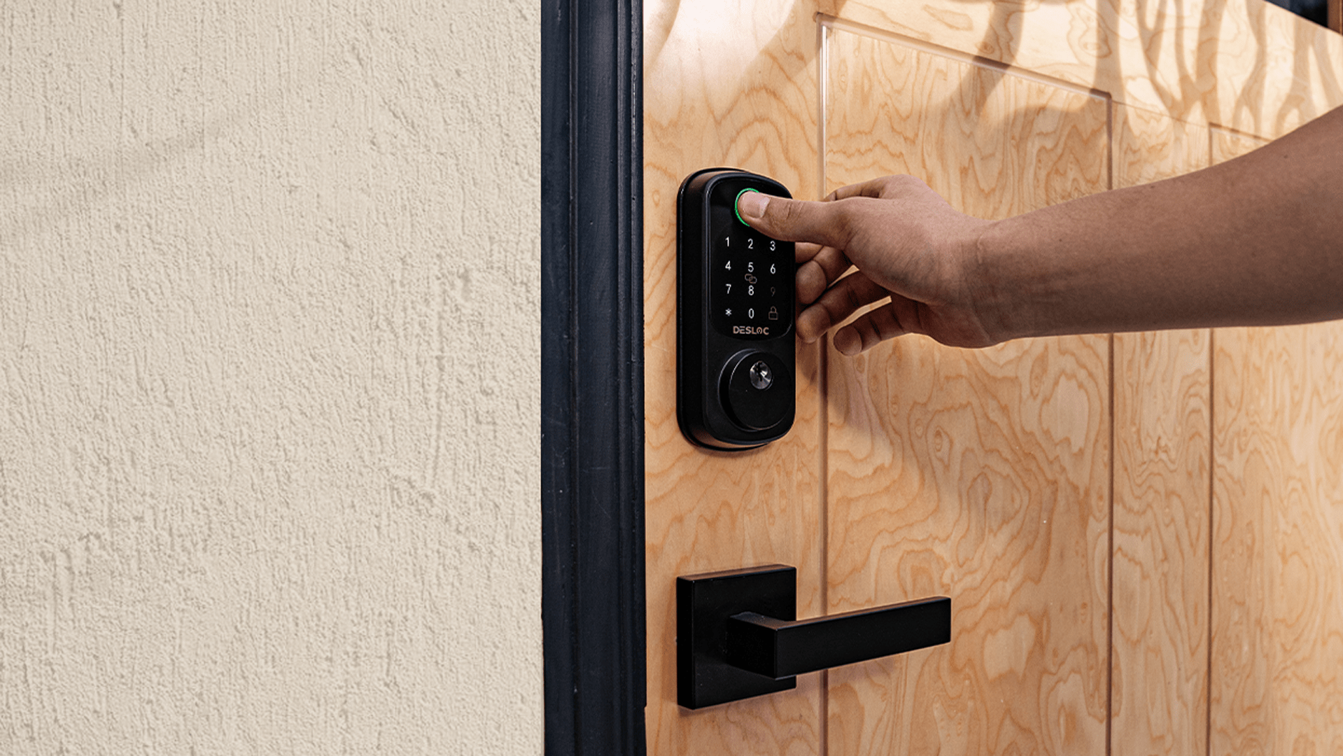 Desloc Launches New B200 Smart Lock with AI